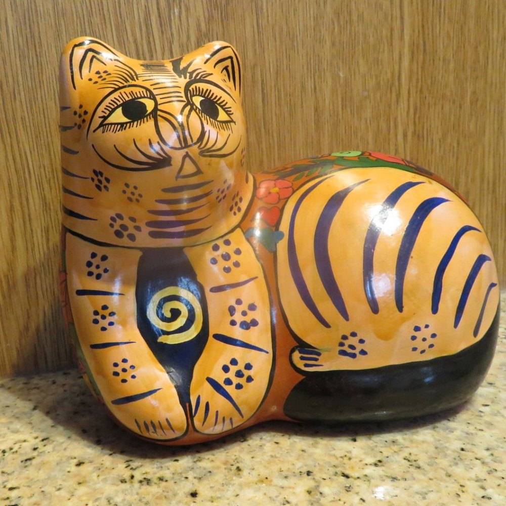 *Vintage* Pottery Folk Art CAT Very Colourful (F50)